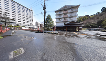 介護施設の正面と環境