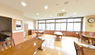 清潔感溢れる社員用食堂スペース