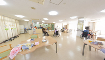 ケアワーカーと利用者の居る施設