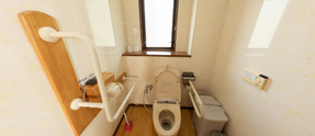 職場のトイレ施設内覧