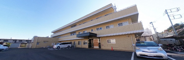清潔感のある施設の外観