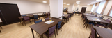 広々とした清潔な食堂スペース