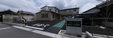 清潔な介護施設の外観