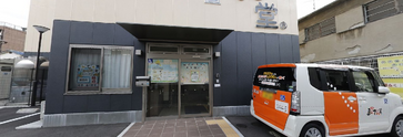 介護施設のエントランス周辺