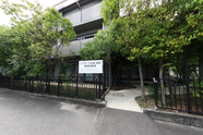 介護施設の綺麗な外観