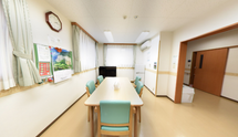 介護施設の居間と設備一覧