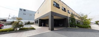 介護施設の外観と周囲