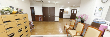 介護施設の清潔な受付エリア
