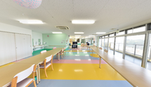 介護施設の共用エリアの風景