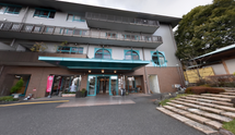 快適な設備のある介護施設の外観