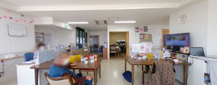 介護施設での日々の光景