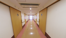 施設の職員用通路