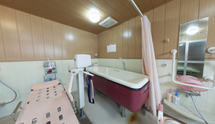 福祉用具完備の介護浴室