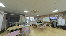 共用リビングでの日常風景