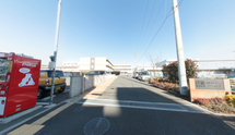ケア施設の正面景色