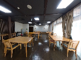介護施設の共有ダイニングエリア