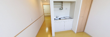 清潔感のある個室の内観