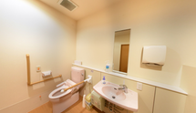 快適な介護施設のトイレ空間