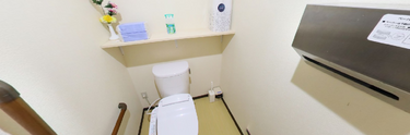 福祉施設のトイレ設備と内装
