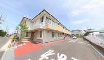介護施設の外観と環境