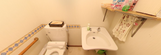 清潔なトイレスペースの一角