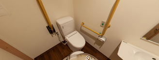 介護施設の清潔なトイレ施設