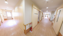 介護施設内部の廊下