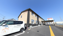 介護施設外観とその環境