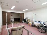 介護施設のリハビリ室内部