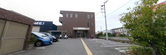都市部の介護施設周辺風景