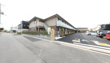 住宅街の静かな介護施設