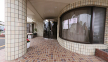 介護施設の外観と周辺環境