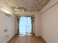 ナチュラルな木の天井の部屋
