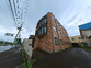 曲がり角の建物