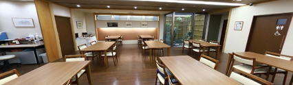 清潔感のある居心地の良い食堂