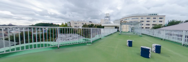 開放感ある快適な屋上庭園