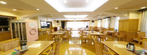 介護施設内の食堂風景