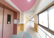介護施設の職員用通路