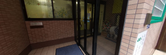 介護施設の入り口周辺