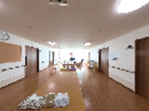 長い廊下のある施設内