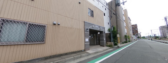街中にあるケアホーム外観
