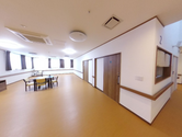 介護施設の居心地の良い廊下