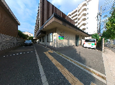 ゆとりある通路の風景