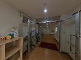 明るい玄関ホール  