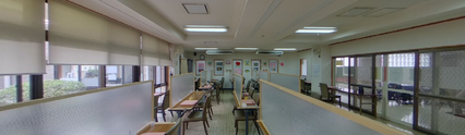 介護施設の食堂内観