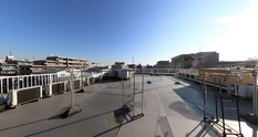 都市型施設の屋上風景
