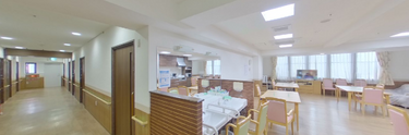 職員用スペース含む施設内部