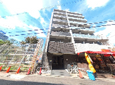 建物前の通路  