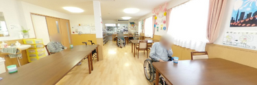 介護施設の共有ラウンジ