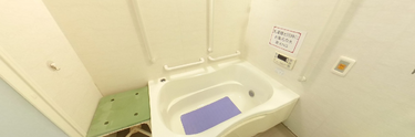 介護施設内のきれいな浴室